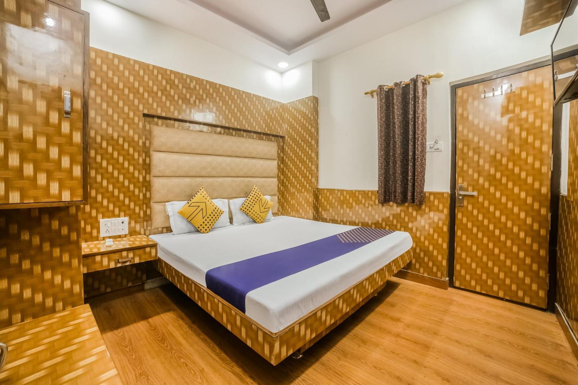 Hotel Silver Palace New Delhi