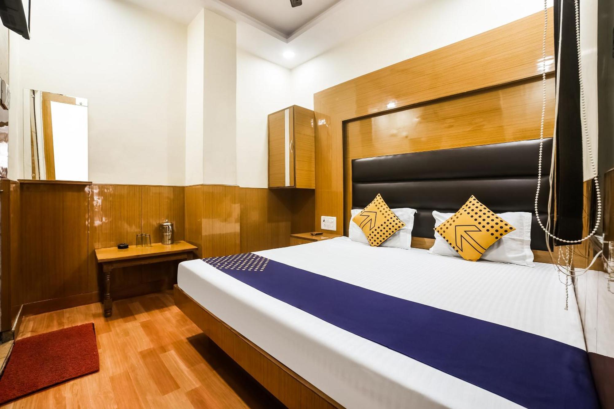 Hotel Silver Palace